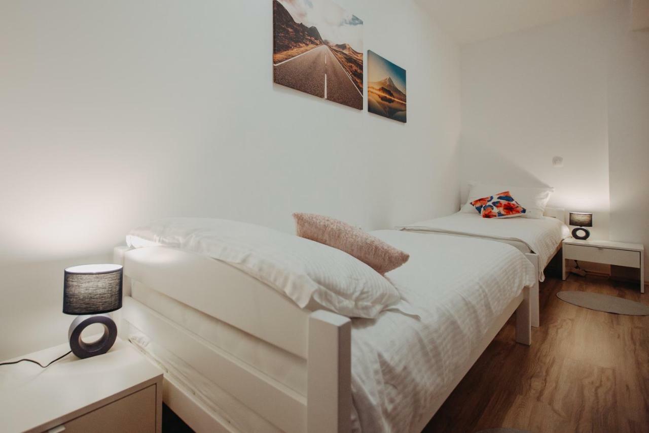 יוסיפדול Apartman Vejama מראה חיצוני תמונה